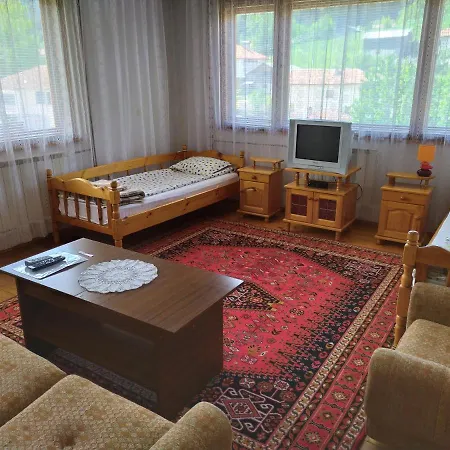 Къща За Гости Шарм